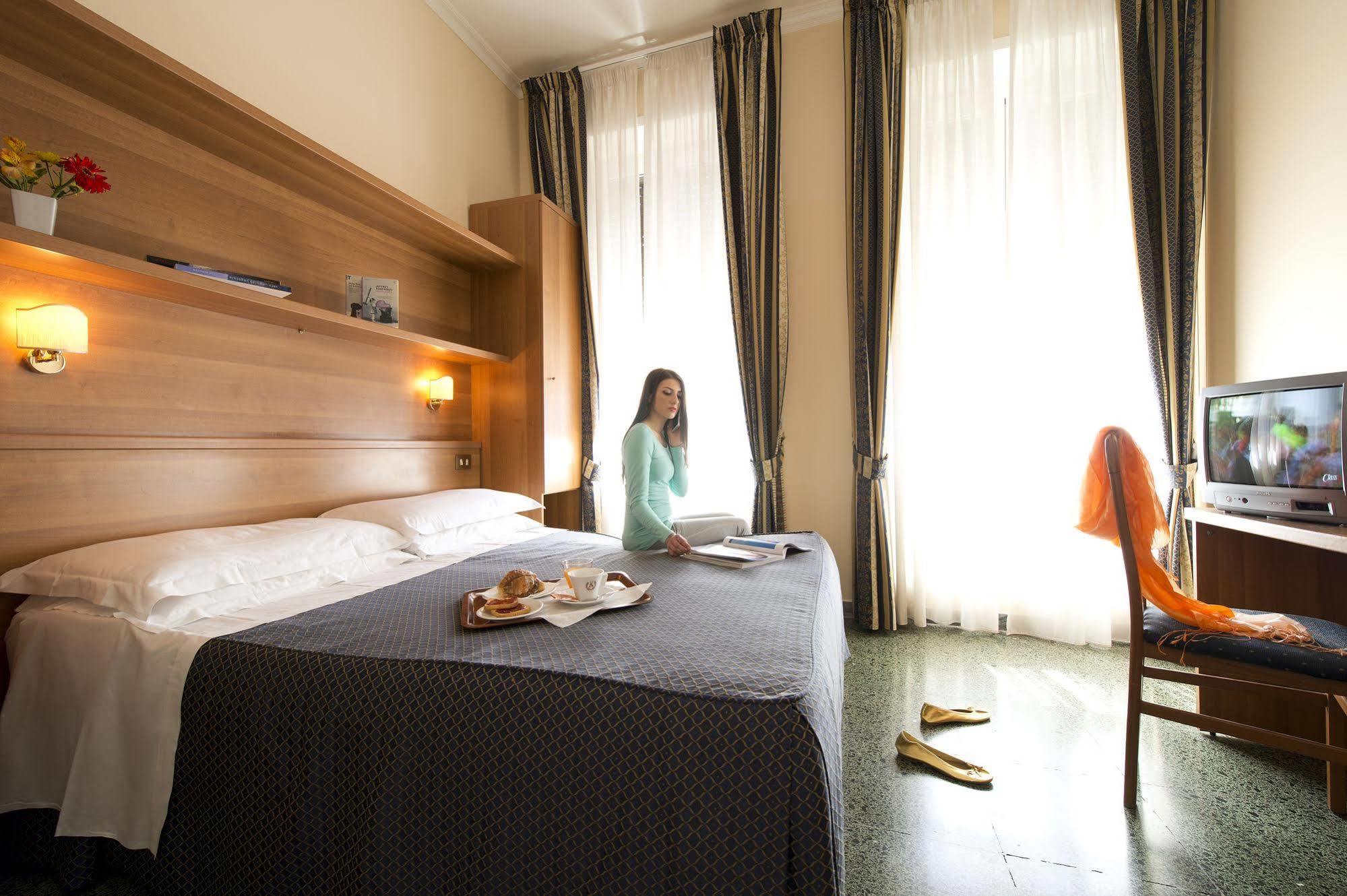 רומא Hotel Corallo מראה חיצוני תמונה