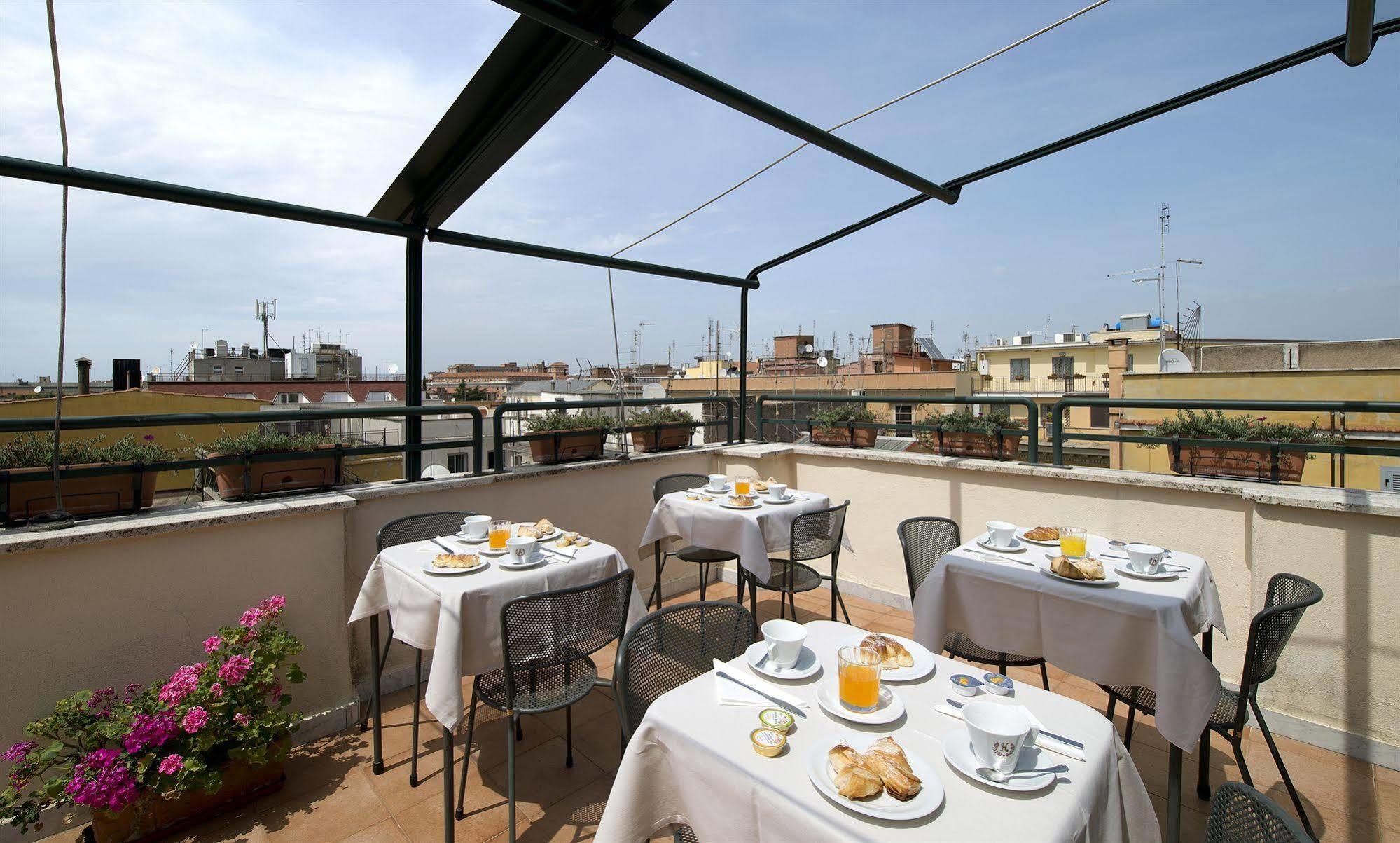 רומא Hotel Corallo מראה חיצוני תמונה